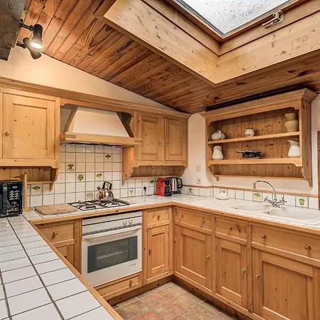 Les Nantillons, Alpes Agency, Chamonix, Sleeps 6-8 * Chamonix