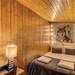 Les Nantillons, Alpes Agency, Chamonix, Sleeps 6-8 * Chamonix
