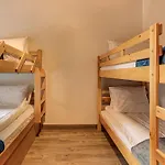 Les Nantillons, Alpes Agency, Chamonix, Sleeps 6-8