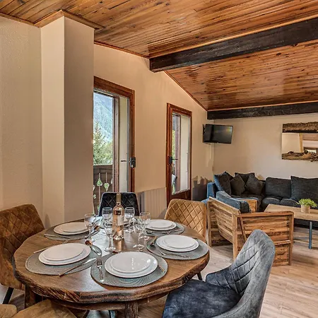 Апартаменти Les Nantillons, Alpes Agency, Chamonix, Sleeps 6-8 Шамоні